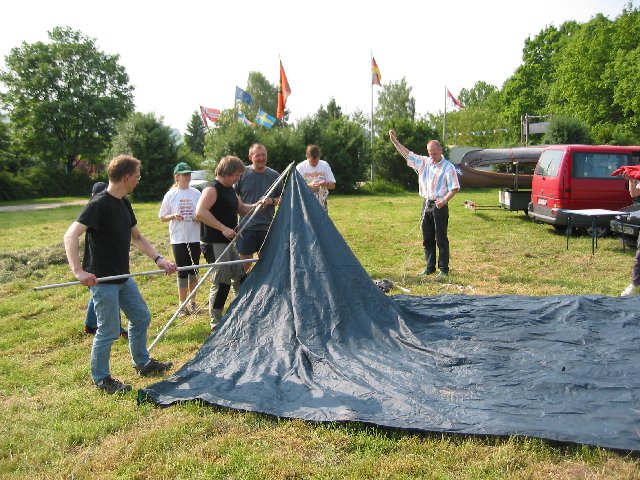 Das Ding wird aufgebaut